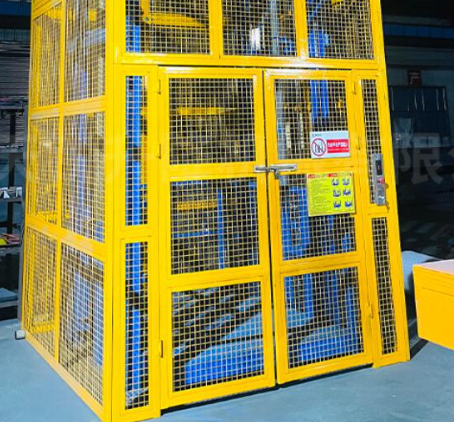 天门货梯可以安装在室外吗